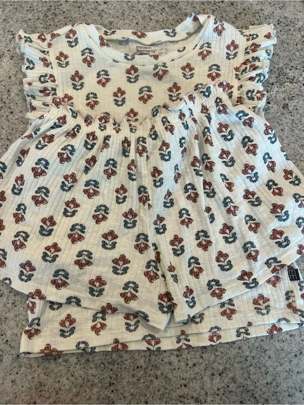 Modern Moments outfit matching set little girl 5T shorts shirt